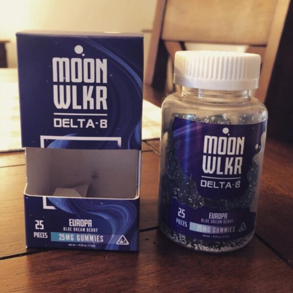 MoonWLKR Delta 8 THC Gummies Blue Dream Berry